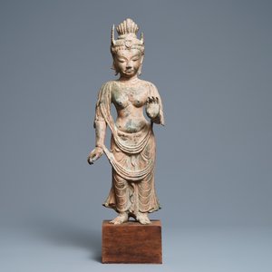 Een bronzen figuur van een godin, Zuidoost-Azië, 18/19e eeuw — foto 2