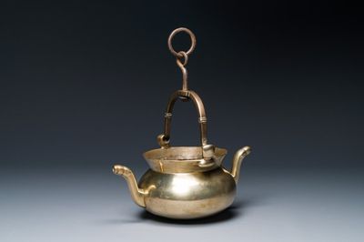 Een bronzen lavabo, Vlaanderen, waarschijnlijk 15e eeuw