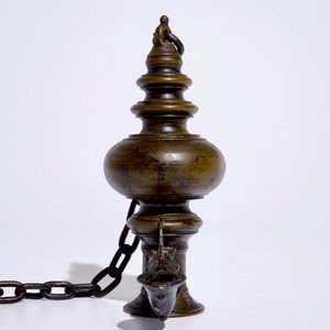 Een bronzen olielamp, Tibet, 19/20e eeuw — foto 3