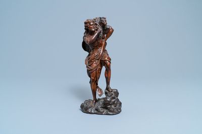 Een buxushouten figuur van Christus als de Goede Herder, Antwerpen, 16e eeuw