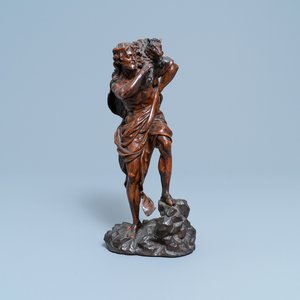 Een buxushouten figuur van Christus als de Goede Herder, Antwerpen, 16e eeuw — foto 1