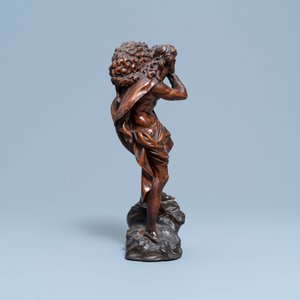 Een buxushouten figuur van Christus als de Goede Herder, Antwerpen, 16e eeuw — foto 5