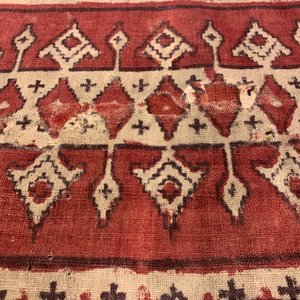 Een ceremonieel patola doek voor de Indonesische markt met VOC-stempel, Gujarat, India, 17e eeuw — foto 26