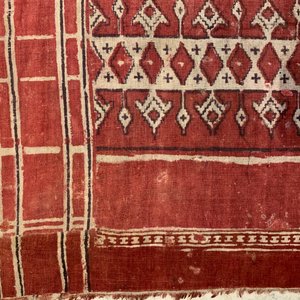 Een ceremonieel patola doek voor de Indonesische markt met VOC-stempel, Gujarat, India, 17e eeuw — foto 32