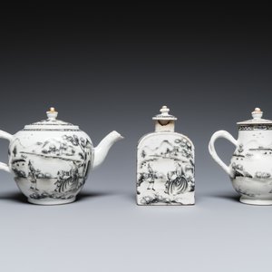 Een Chinees 11-delig grisaille theeservies met decor van een Europese dame met kind, Qianlong — foto 6
