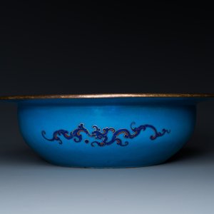 Een Chinees bassin in pseudo-cloisonné Canton email, Qianlong merk en periode — foto 4