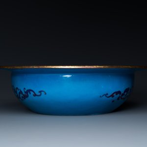 Een Chinees bassin in pseudo-cloisonné Canton email, Qianlong merk en periode — foto 6