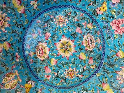 Een Chinees bassin met turquoise fondkleur en een schotel in Canton email, 18/19e eeuw — foto 5