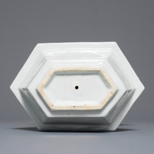 Een Chinees blanc de Chine model van een boom, Kangxi — foto 5