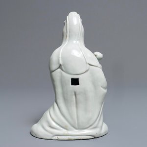 Een Chinees blanc de Chine model van Guanyin met kind, Qianlong — foto 4