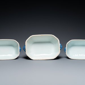 Een Chinees blauw-wit 53-delig servies, Qianlong — foto 4