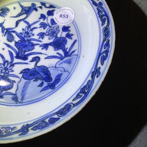 Een Chinees blauw-wit bord met eenden, Wanli — foto 7