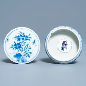 Een Chinees blauw-wit dekseldoosje met erotische voorstelling, Kangxi — foto 7