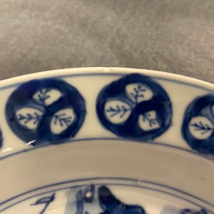 Een Chinees blauw-wit ko-sometsuke bord met onsterfelijken voor de Japanse markt, Tianqi — foto 5