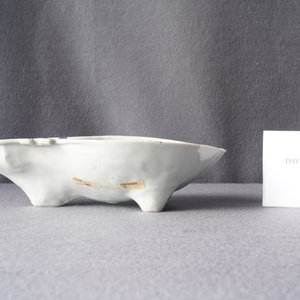 Een Chinees blauw-wit ko-sometsuke bord voor de Japanse markt in de vorm van een luit, Tianqi — foto 12