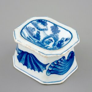 Een Chinees blauw-wit zoutvat naar Europees model, 1e helft 18e eeuw — foto 1