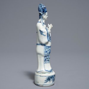 Een Chinees blauwwit model van een dame, Wanli — foto 2