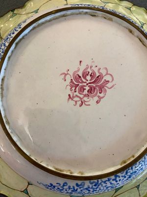 Een Chinees bord in Canton email met erotisch decor, Yongzheng/Qianlong — foto 6