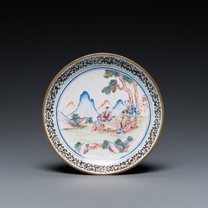 Een Chinees bord in Canton email met go-spelers, Yongzheng/Qianlong — foto 1