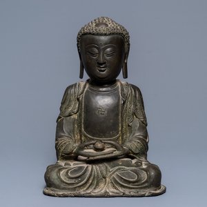 Een Chinees bronzen model van Amithaba Buddha, Ming — foto 1