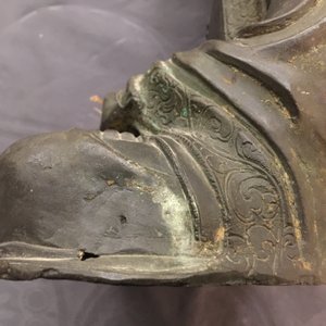 Een Chinees bronzen model van Amithaba Buddha, Ming — foto 9