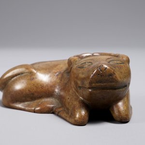 Een Chinees bronzen scroll- of papiergewicht in de vorm van een buffel, 19/20e eeuw — foto 2
