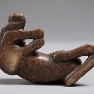 Een Chinees bronzen scroll- of papiergewicht in de vorm van een pixiu, 18/19e eeuw — foto 6