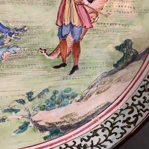 Een Chinees Canton email bord met Europees decor, Qianlong — foto 8