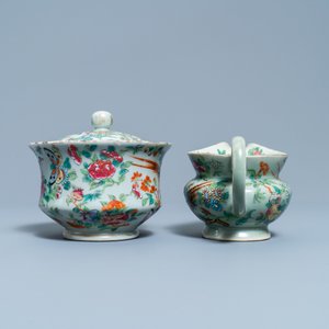 Een Chinees Canton famille rose theeservies met celadon fondkleur, 19e eeuw — foto 23