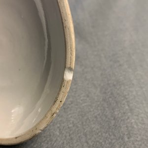 Een Chinees Canton famille rose theeservies met celadon fondkleur, 19e eeuw — foto 48