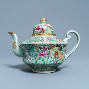 Een Chinees Canton famille rose theeservies met celadon fondkleur, 19e eeuw — foto 8