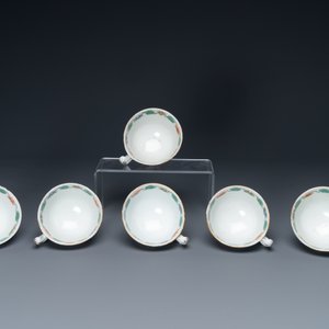Een Chinees Canton famille verte 14-delig theeservies in presentatiekoffer, 19e eeuw — foto 14