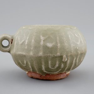 Een Chinees celadon vogelvoederbakje, late Ming Dynastie — foto 2