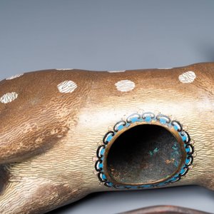 Een Chinees cloisonné model van een hert, 19/20e eeuw — foto 9