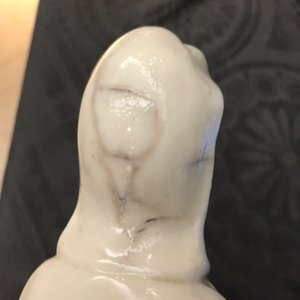 Een Chinees Dehua blanc de Chine model van Guanyin, 18/19e eeuw — foto 16