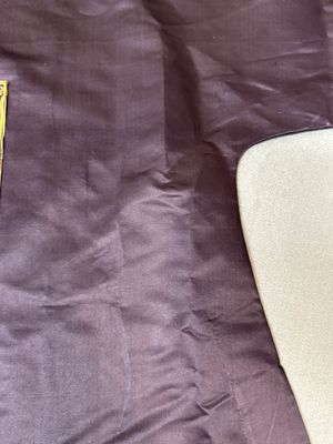 Een Chinees donkerblauw zijden overkleed met gouddraad geborduurde 'rank badges' met wilde ganzen, 19e eeuw — foto 3