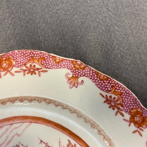 Een Chinees export porseleinen bord voor de 'Nordic Society' gedateerd 1785 en één met inscriptie 'Dus Leydons Vriendschap', Qianlong — foto 7