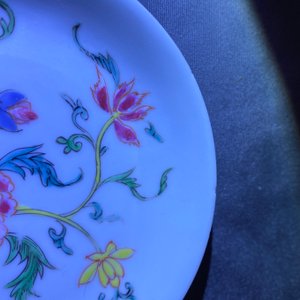 Een Chinees famille rose 15-delig theeservies met floraal decor, Qianlong — foto 54
