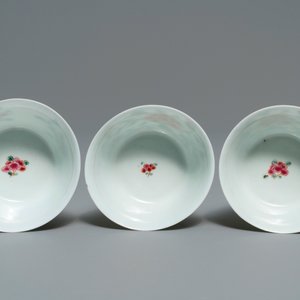 Een Chinees famille rose 15-delig theeservies met floraal decor, Qianlong — foto 7