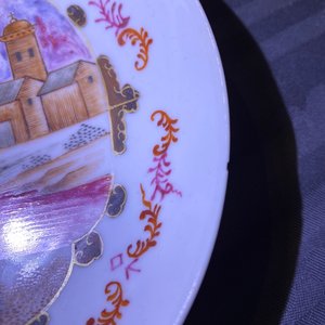 Een Chinees famille rose 17-delig theeservies in Meissen-stijl met verguld decor, Qianlong — foto 36
