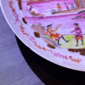 Een Chinees famille rose 17-delig theeservies in Meissen-stijl met verguld decor, Qianlong — foto 37