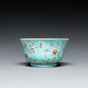 Een Chinees famille rose bord en bijhorende kom met turquoise fondkleur, Guangxu merk en periode — foto 6