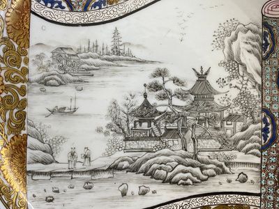 Een Chinees grisaille bord met robijnrode achterkant, Yongzheng merk, 19/20e eeuw — foto 7