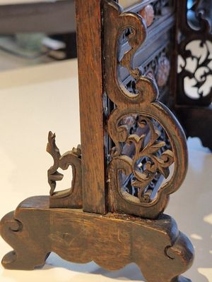 Een Chinees houten tafelscherm met edelstenen en een altaarstuk of 'chanab' voor de Straits of Peranakan markt, 19/20e eeuw — foto 9