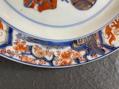 Een Chinees Imari-stijl wapenbord, Kangxi — foto 5