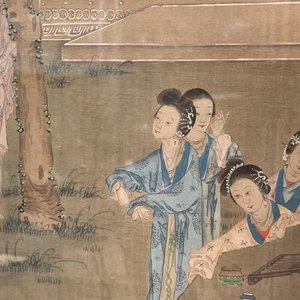 Een Chinees met parelmoer ingelegd houten kamerscherm met beschilderde zijde, 19e eeuw — foto 32