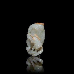 Een Chinees model van een perzik in celadon en roestkleurige jade, Ming — foto 3