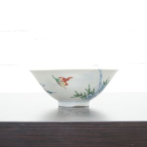 Een Chinees porseleinen doucai kom met een phoenix, 19e eeuw — foto 12