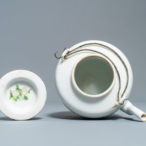 Een Chinees qianjiang cai theepot met deksel, 19/20e eeuw — foto 6