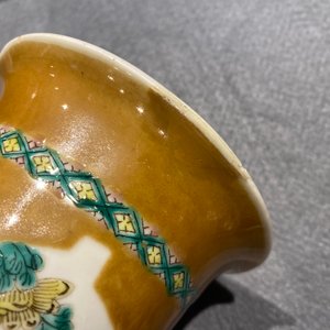Een Chinees vierdelig famille verte kaststel met capucijner grond, 19de eeuw — foto 15